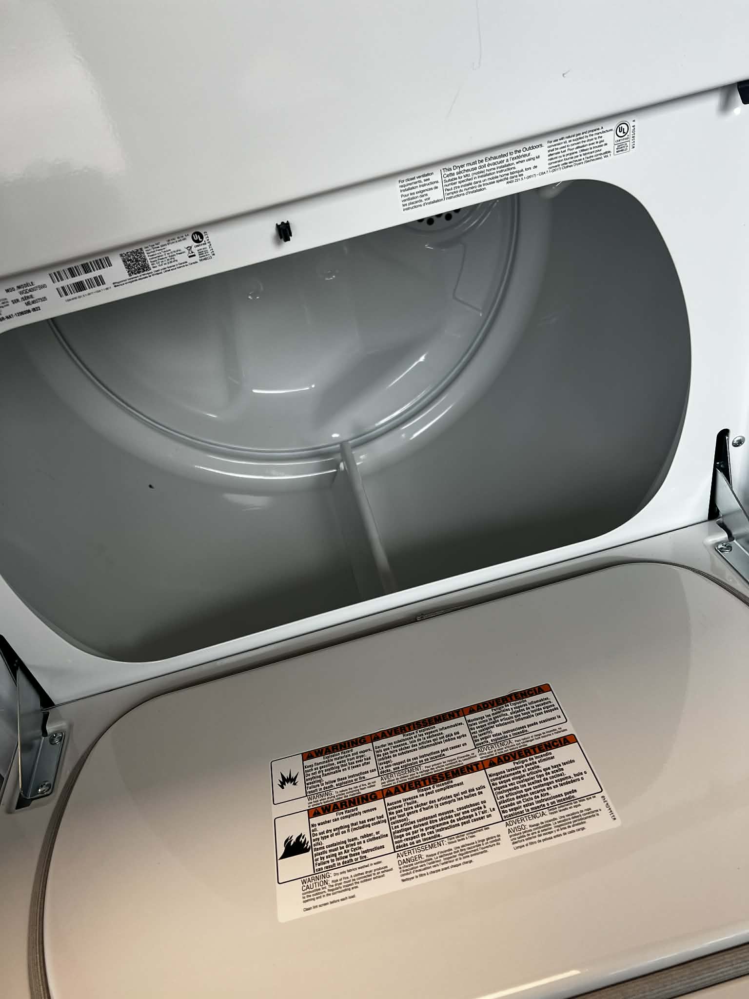 4.3 cu. ft. Top Load Washer in White with 2-in-1 Removable Agitator and Soft Close Glass Lid + 7.0 cu ft Gas Dryer