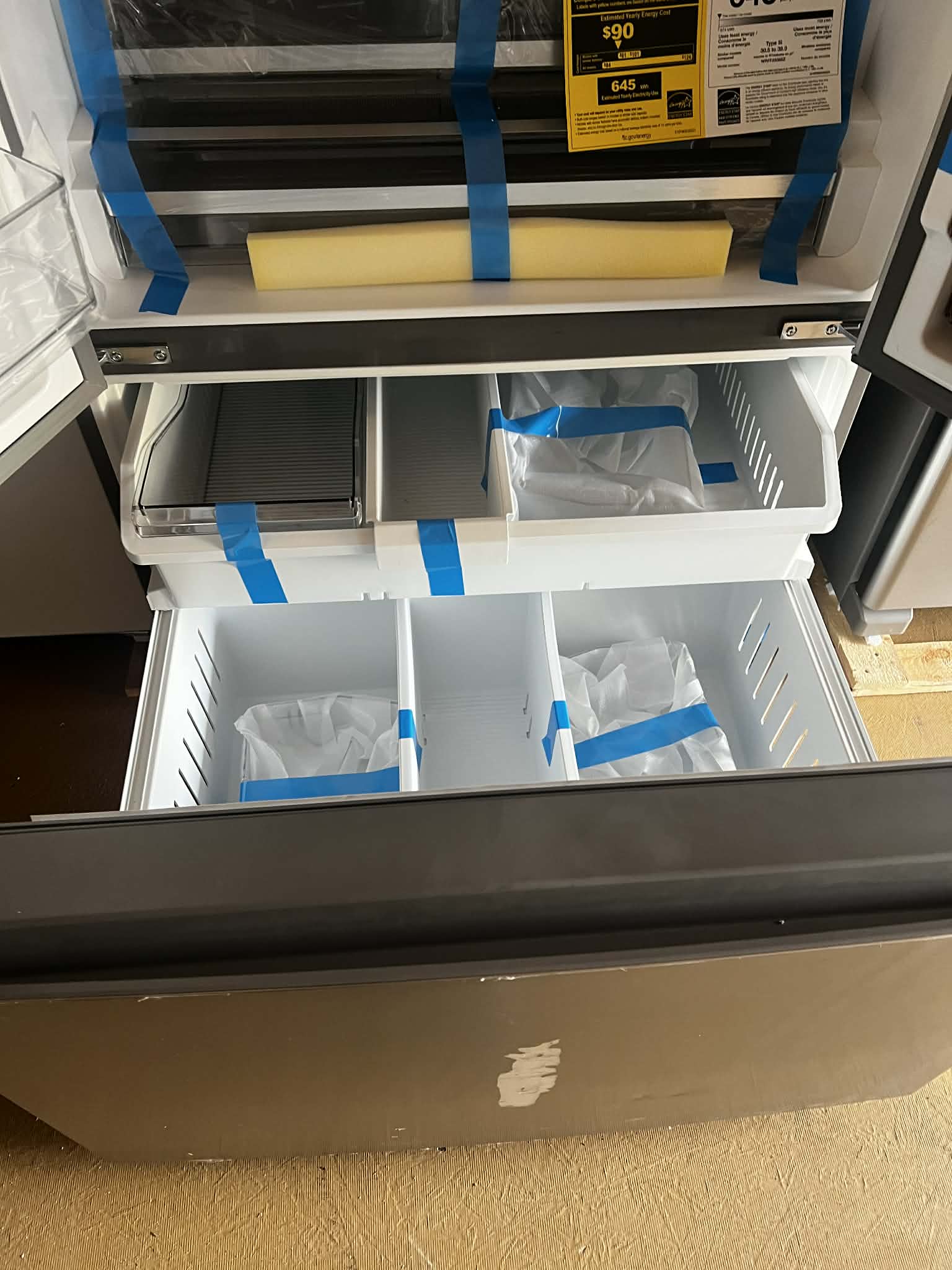 36-Inch French Door Refrigerator with Interior Water Dispenser - 31 cu. ft.