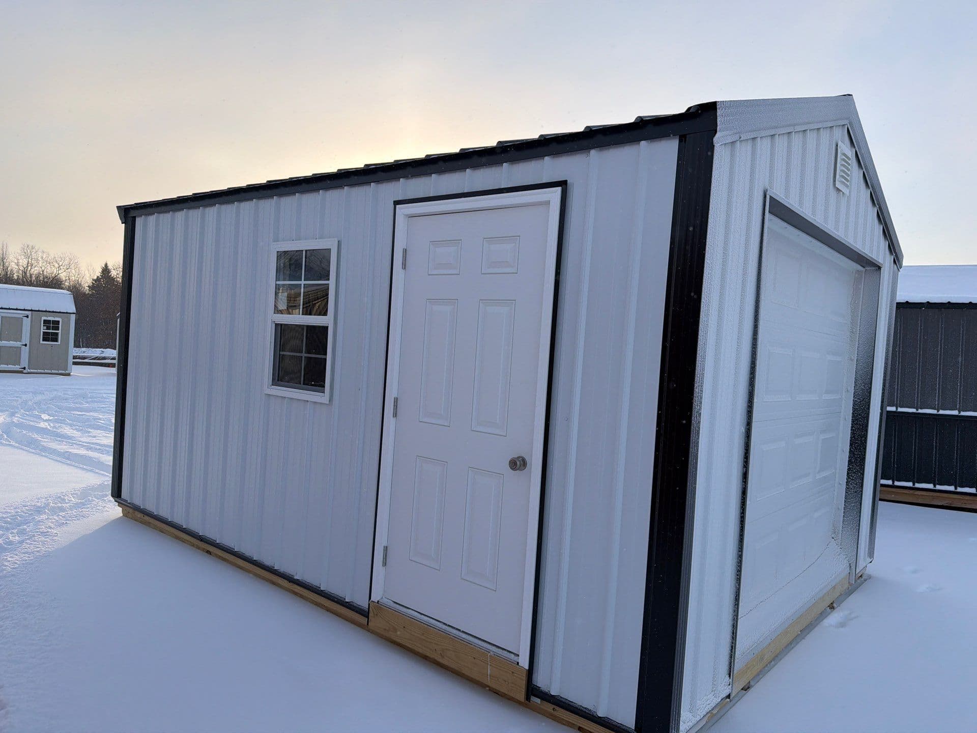 Standard Garage 12 x 16