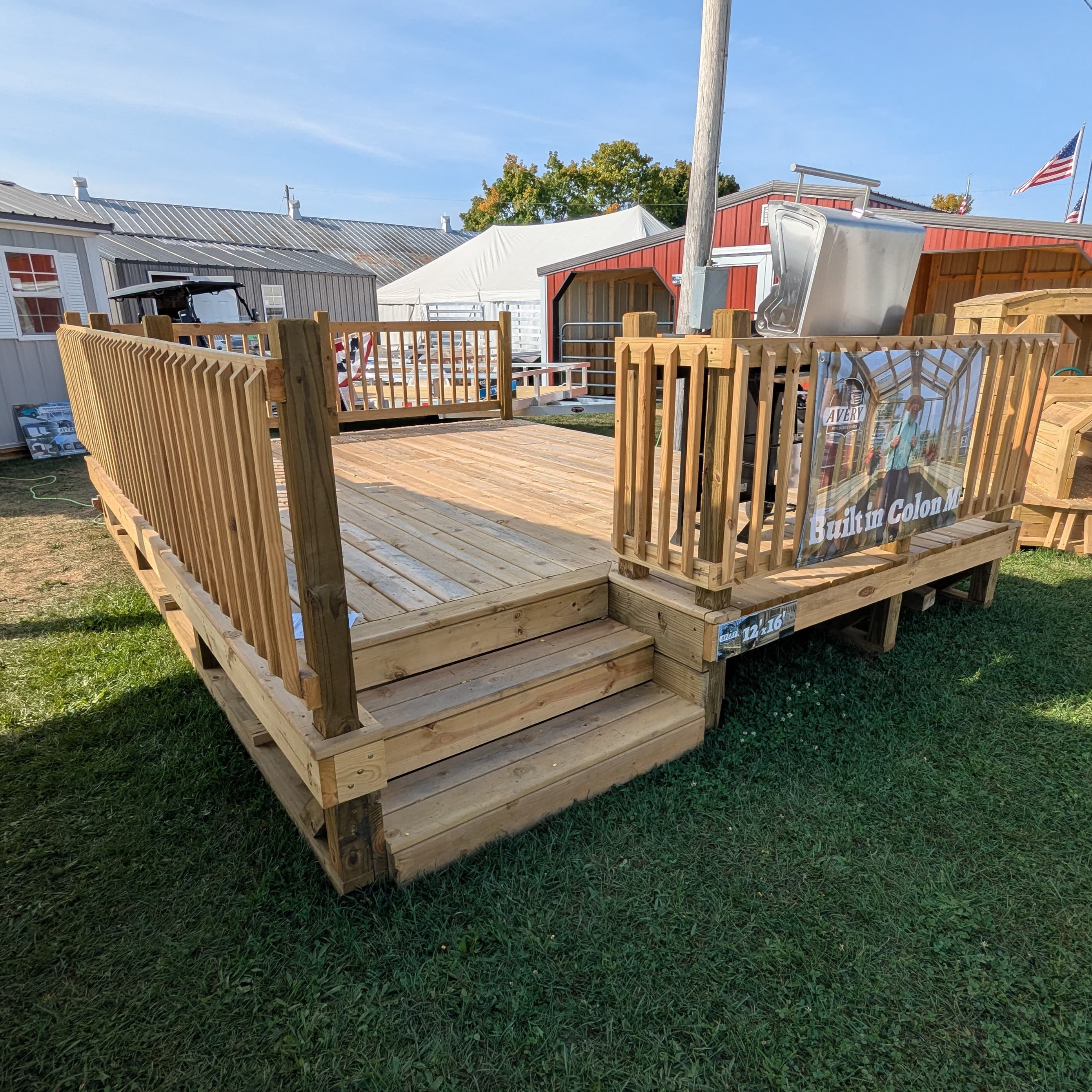 #4298 - Deck 12 x 16