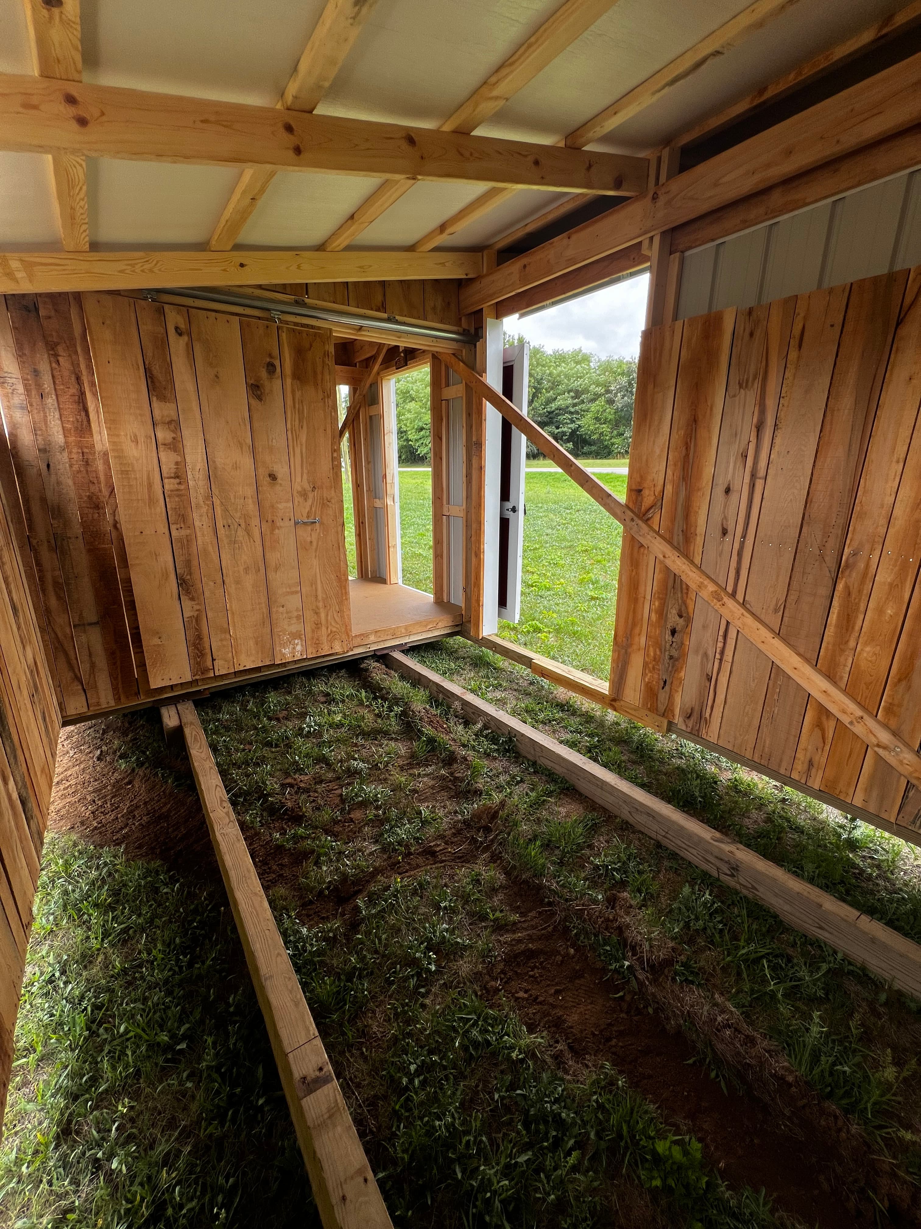 Horse Run In 10 x 32