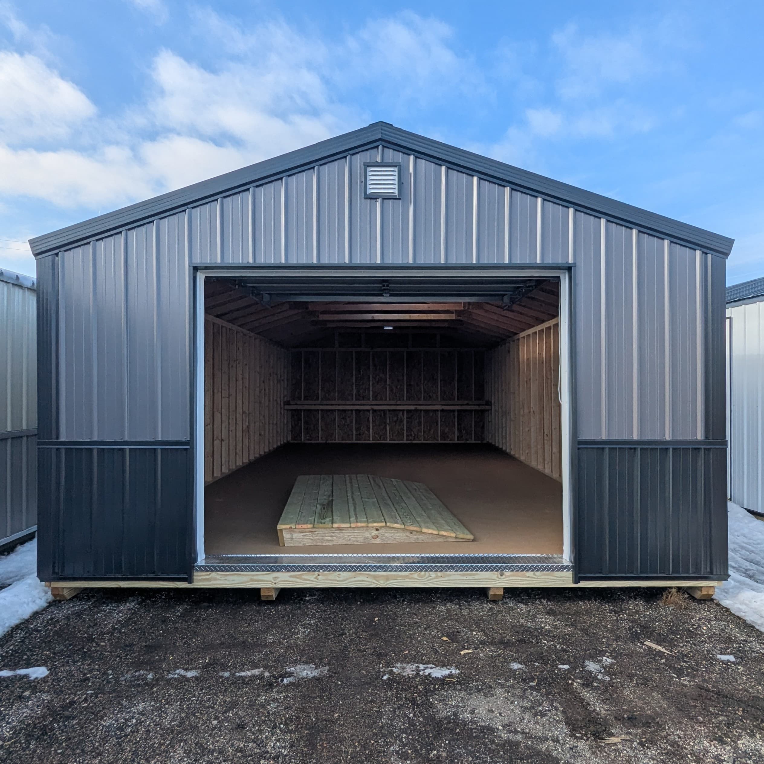 Standard Garage 16 x 32