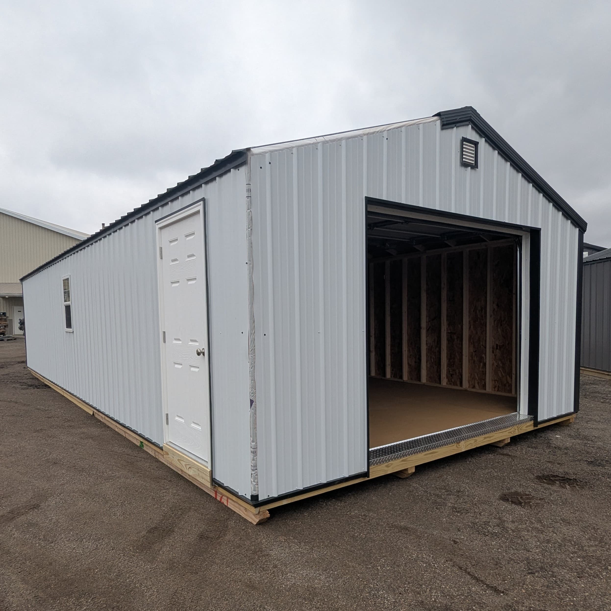 Standard Garage 16 x 40