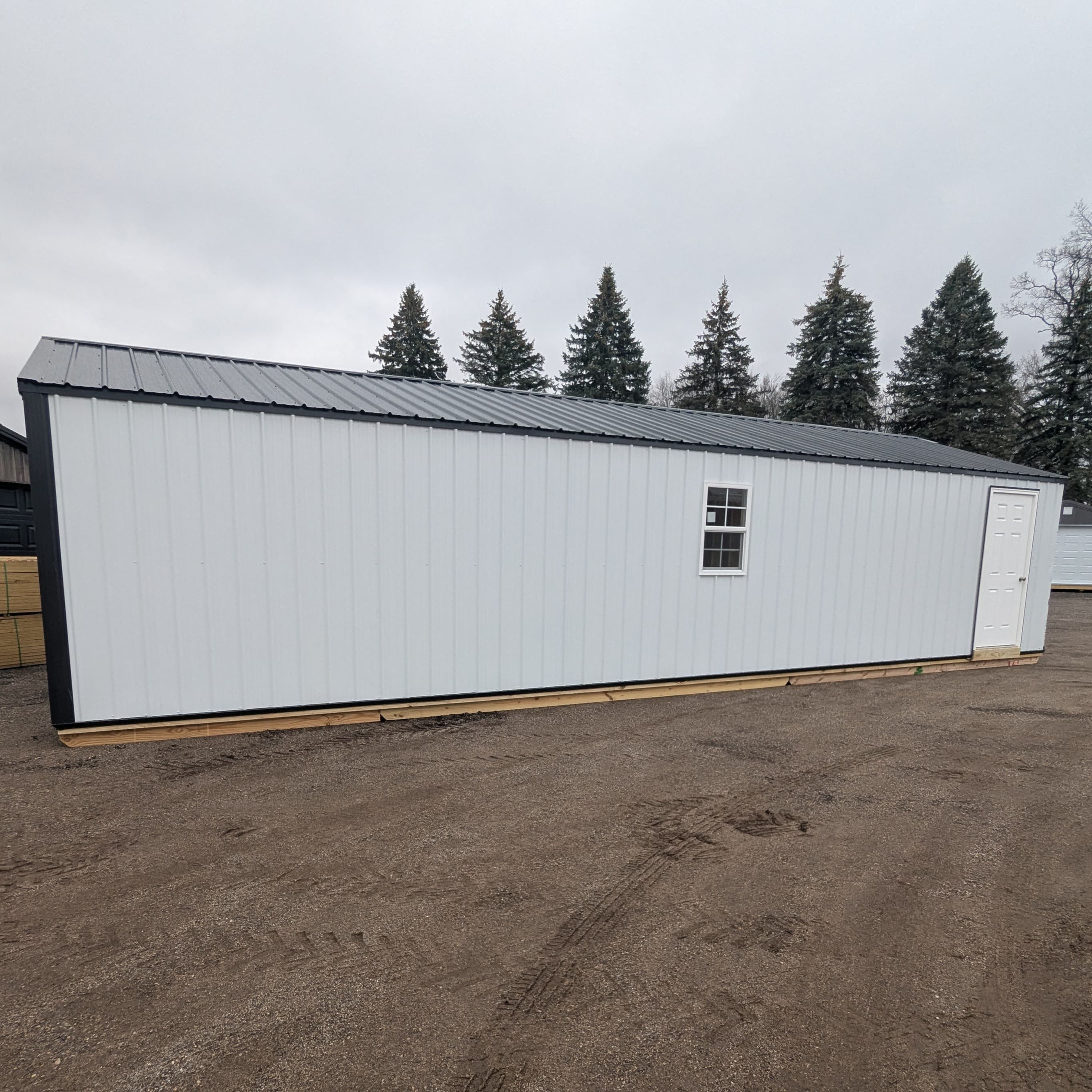 Standard Garage 16 x 40
