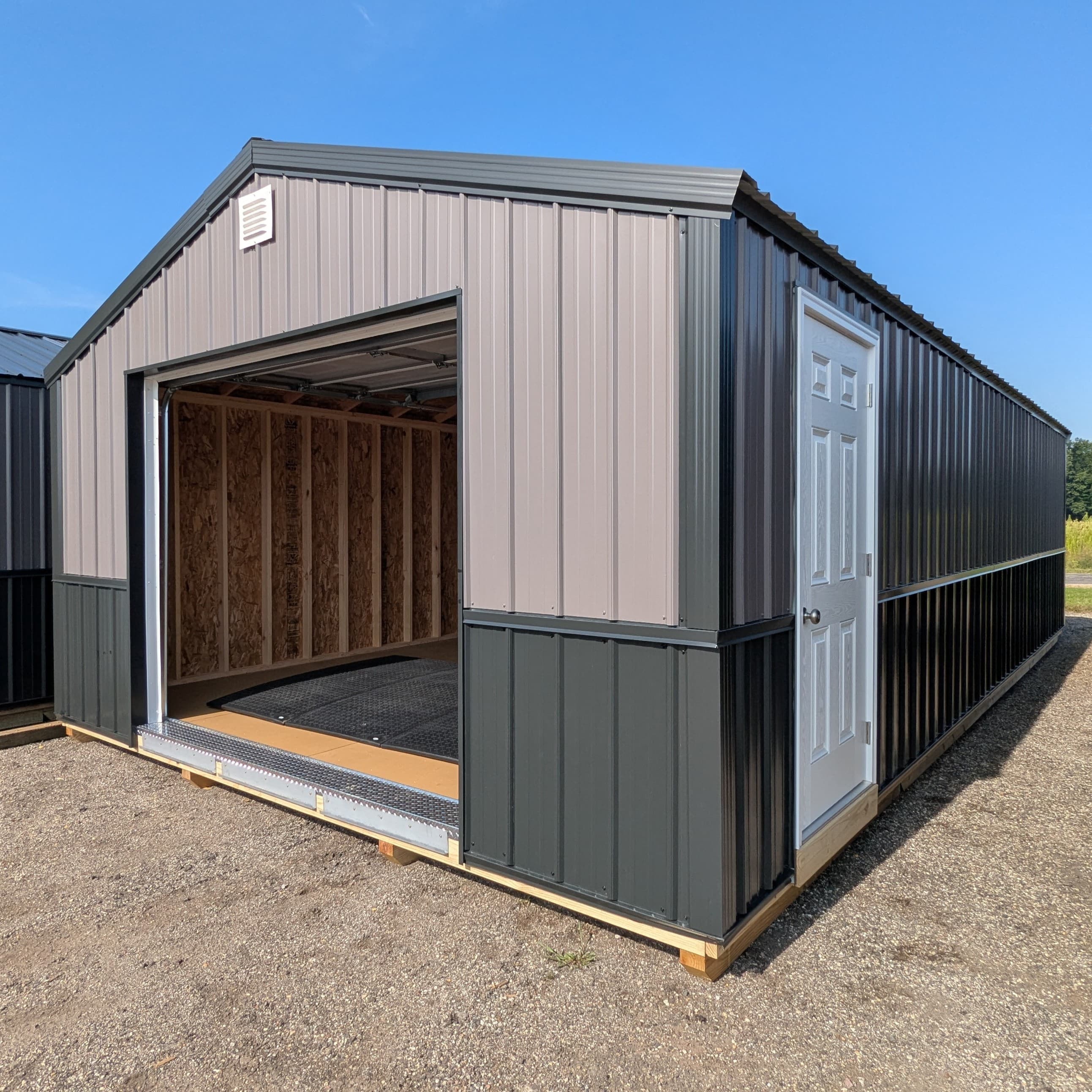 Standard Garage 16 x 32